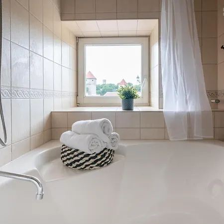 Old Town - Suur Karja Tallinn