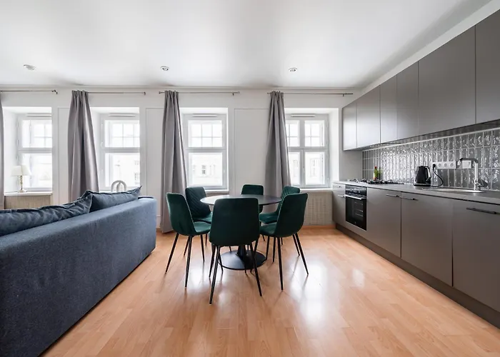 Old Town - Suur Karja *